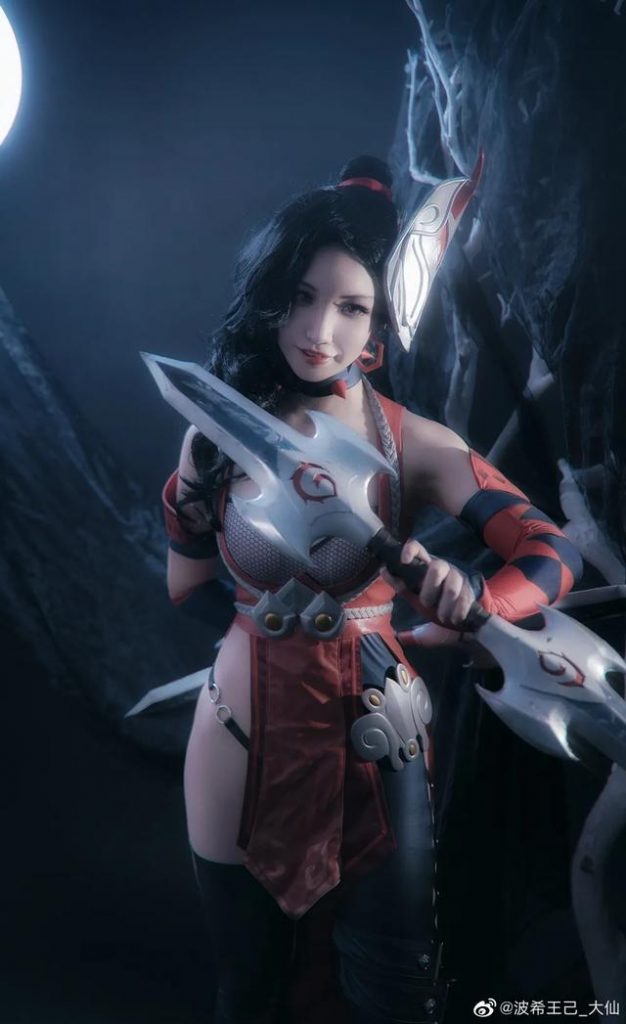 王者荣耀：阿轲的性感cosplay