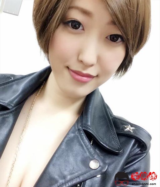 F罩杯大前锋女神水野朝阳美照欣赏……