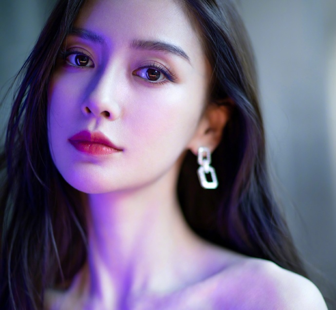 Angelababy 粉色薄纱裙 魅力无限气场全开！